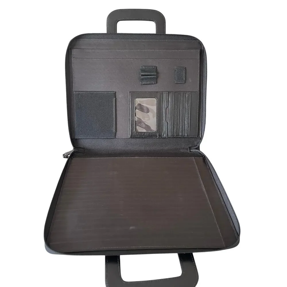 TUMI / Black Leather Portfolio with Handles / Padfolio / Note Pad / Binder